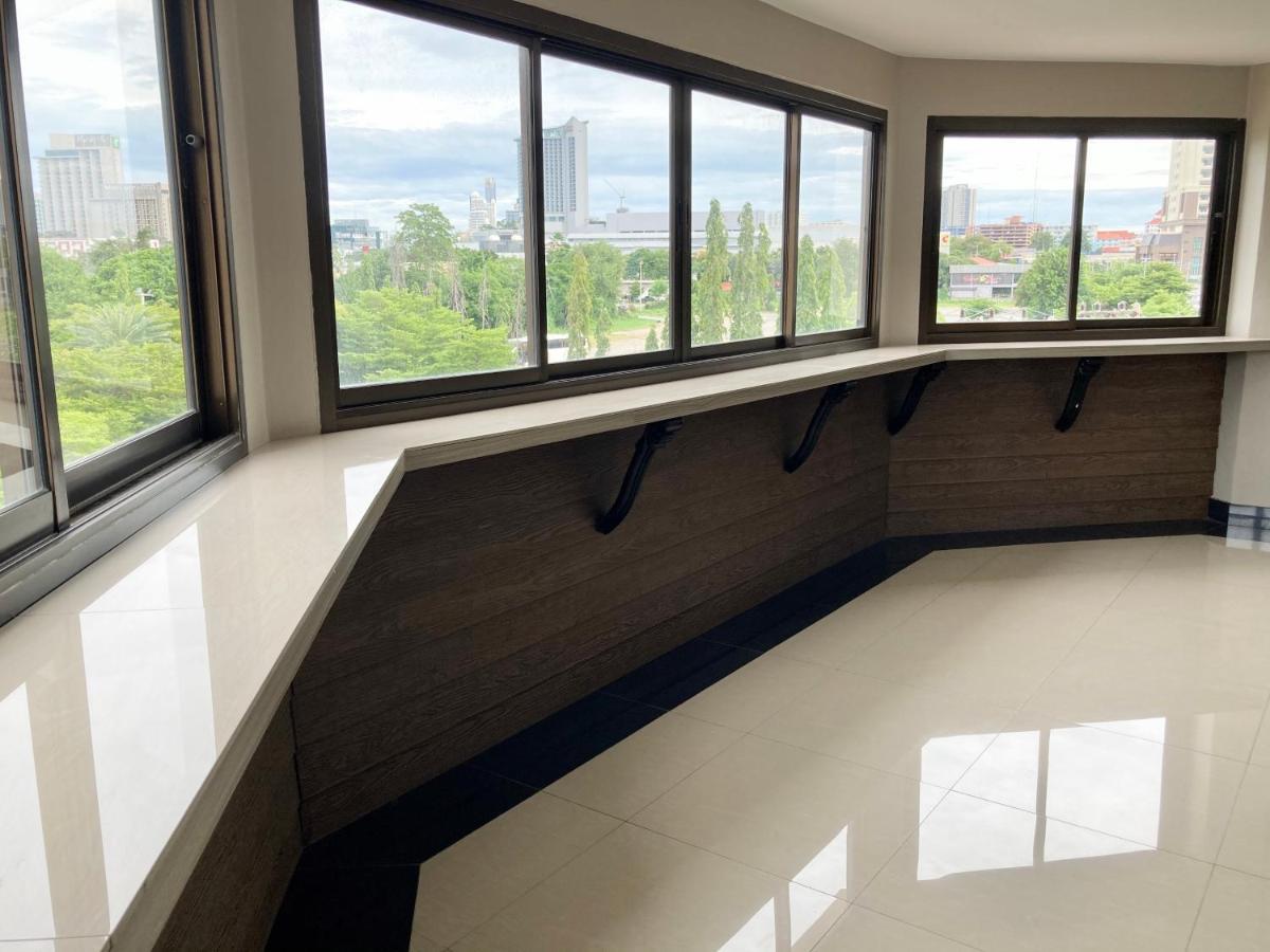 Dee Budget Hotel By Dang โรงแรมดีบัดเจดโฮเทลพัทยาบายแดง Aparthotel *